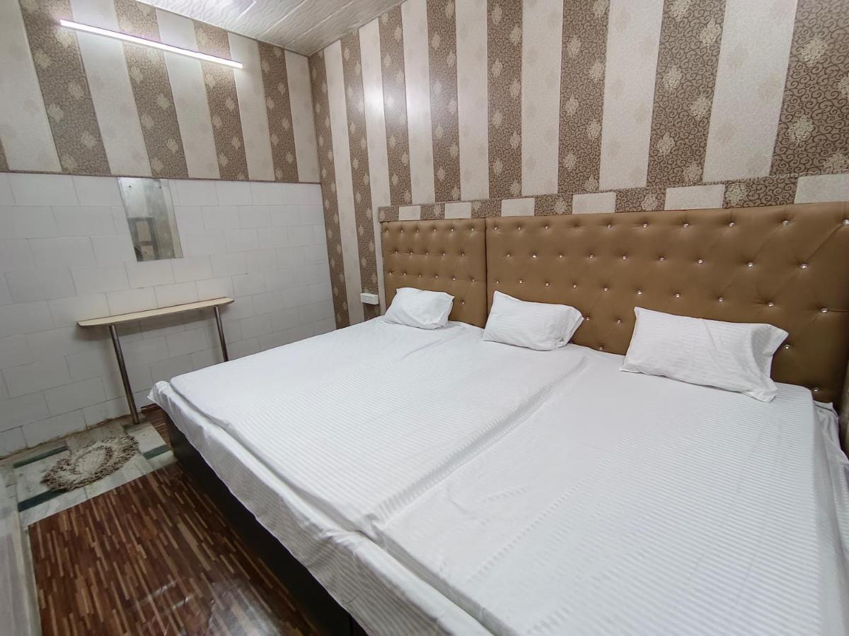 Hotel India Inn Walking Distance From Taj Mahal-- Rooftop Taj Mahal View 阿格拉 外观 照片