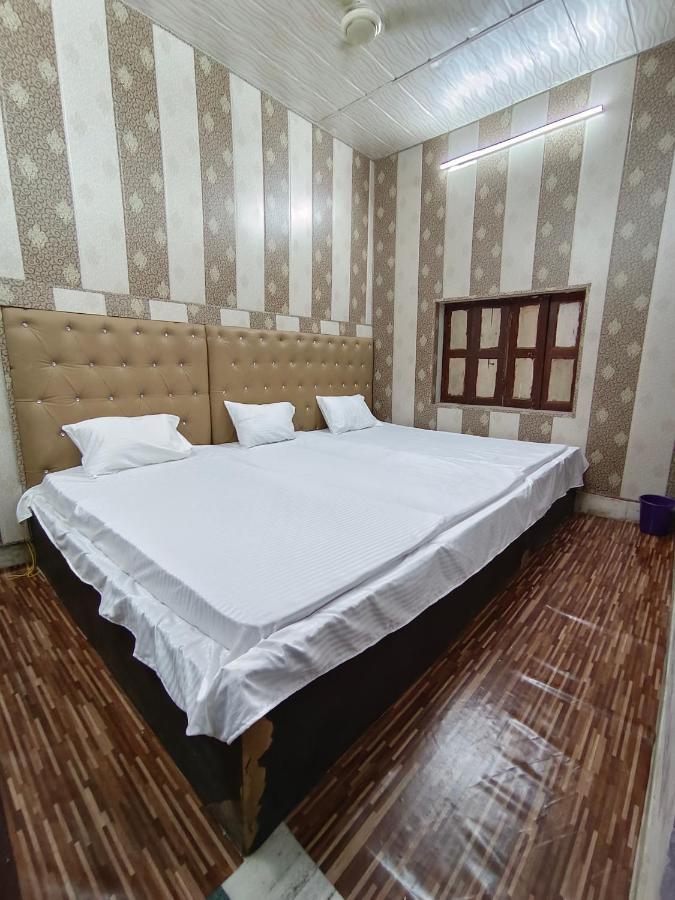 Hotel India Inn Walking Distance From Taj Mahal-- Rooftop Taj Mahal View 阿格拉 外观 照片