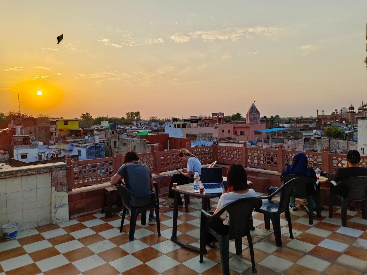 Hotel India Inn Walking Distance From Taj Mahal-- Rooftop Taj Mahal View 阿格拉 外观 照片