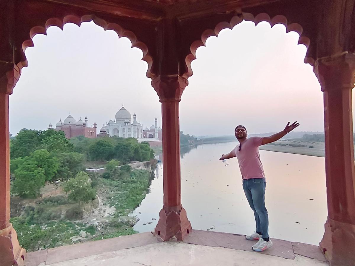 Hotel India Inn Walking Distance From Taj Mahal-- Rooftop Taj Mahal View 阿格拉 外观 照片