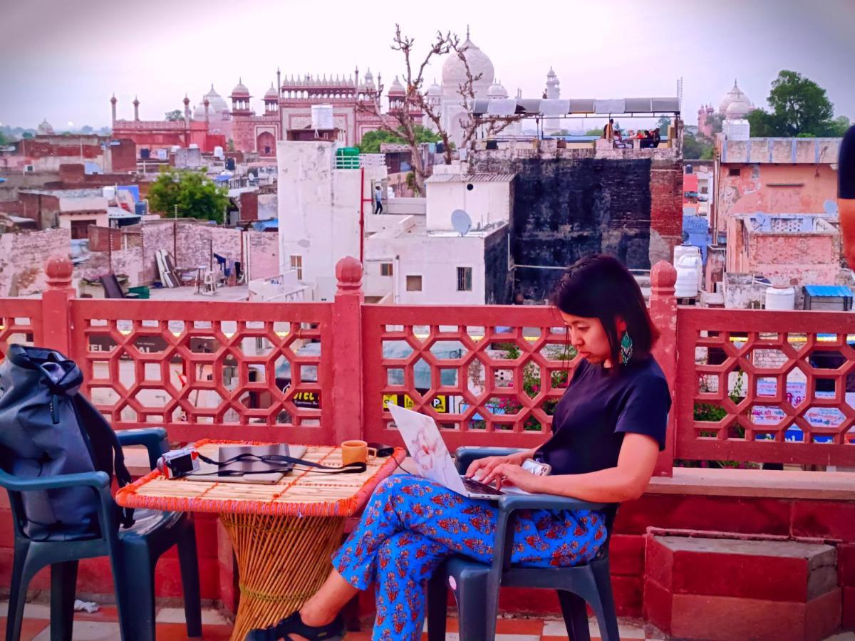 Hotel India Inn Walking Distance From Taj Mahal-- Rooftop Taj Mahal View 阿格拉 外观 照片