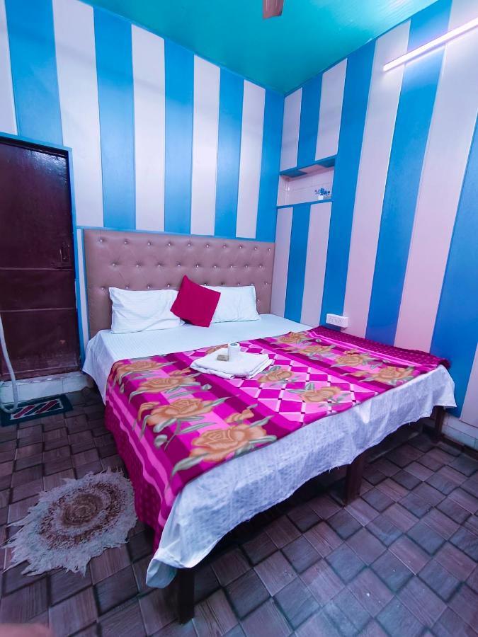 Hotel India Inn Walking Distance From Taj Mahal-- Rooftop Taj Mahal View 阿格拉 外观 照片