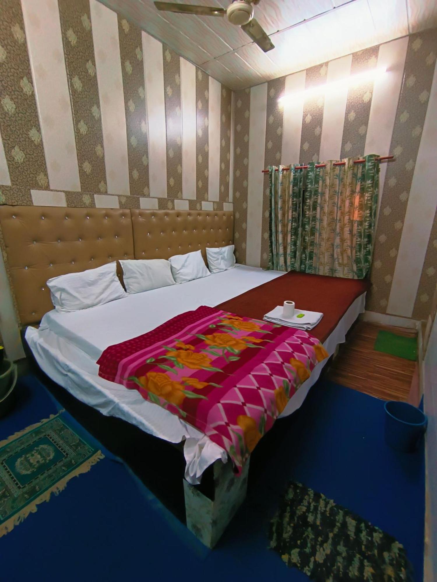 Hotel India Inn Walking Distance From Taj Mahal-- Rooftop Taj Mahal View 阿格拉 外观 照片