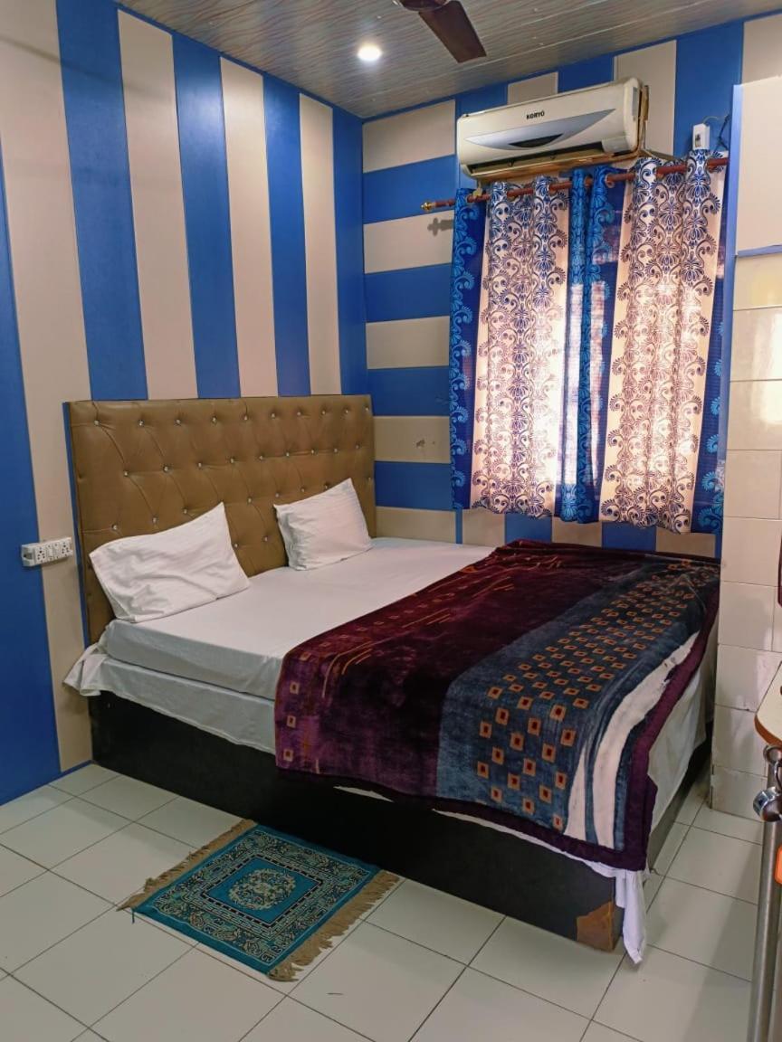 Hotel India Inn Walking Distance From Taj Mahal-- Rooftop Taj Mahal View 阿格拉 外观 照片